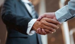 当然可以！请提供您想要使用的抖音短视频网址或相关信息，我将为您生成符合要求的标题。