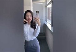 超详细美女抖阴舞视频教程，让你轻松学会抖音热门舞蹈！