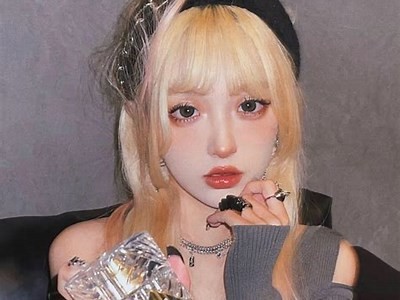 揭秘美女抖阴动态图片，涵盖最新流行走向与无与伦比视角！
