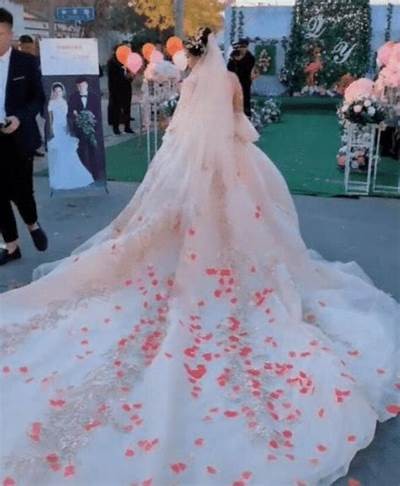 揭露抖音阴婚现场视频：传统习俗与现代冲突的真实故事